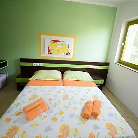 Apartments Dvori Novalja Kültér fotó