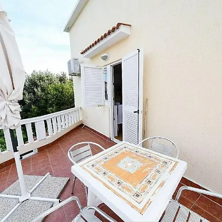 Apartments Dvori Novalja Kültér fotó