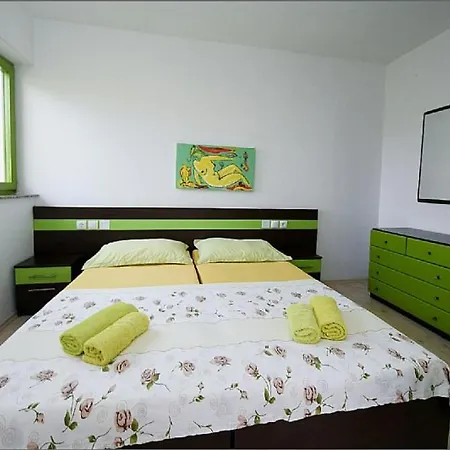 Apartments Dvori Novalja Kültér fotó