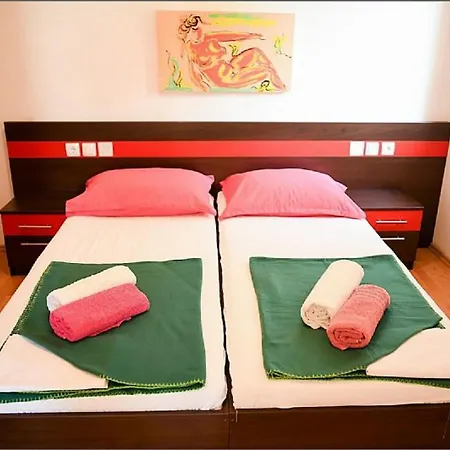 Apartments Dvori Novalja Kültér fotó
