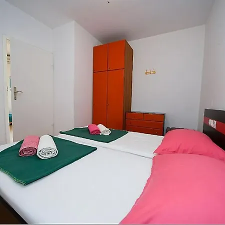 Apartments Dvori Novalja Kültér fotó