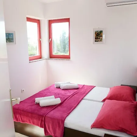 Apartments Dvori Novalja Kültér fotó