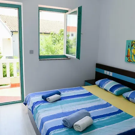 Apartments Dvori Novalja Kültér fotó