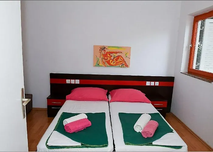 Apartments Dvori Novalja