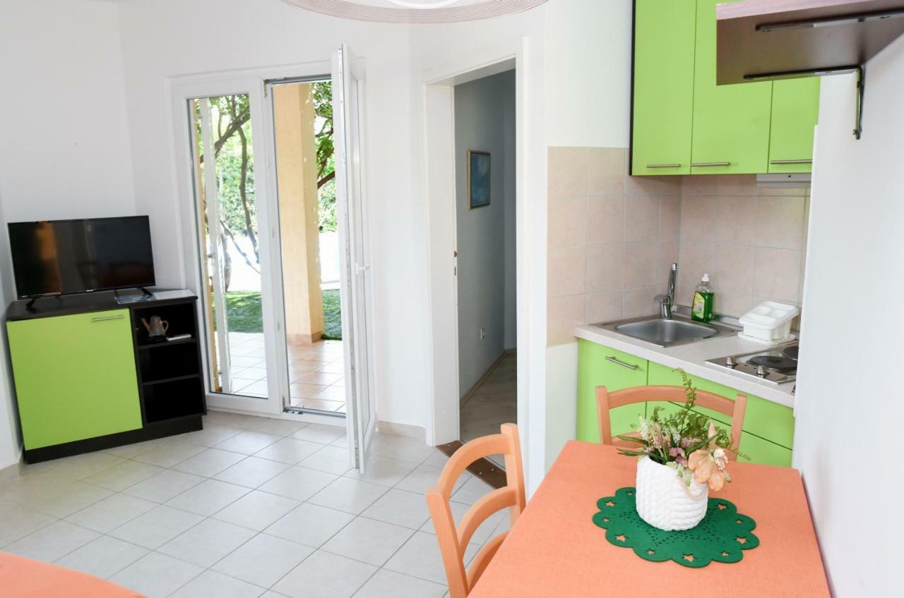 Dvori Apartment Novalja