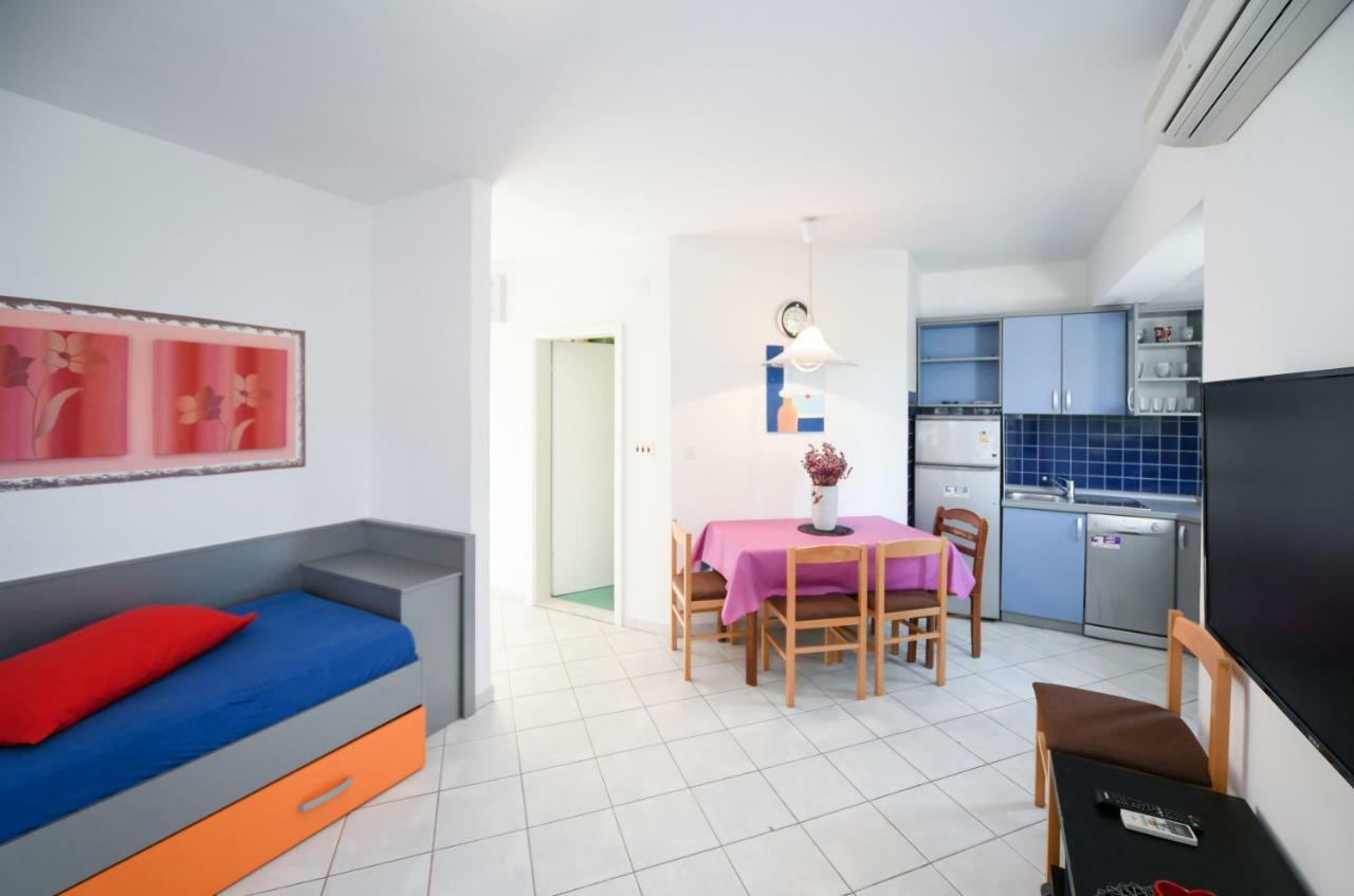 Dvori Apartment