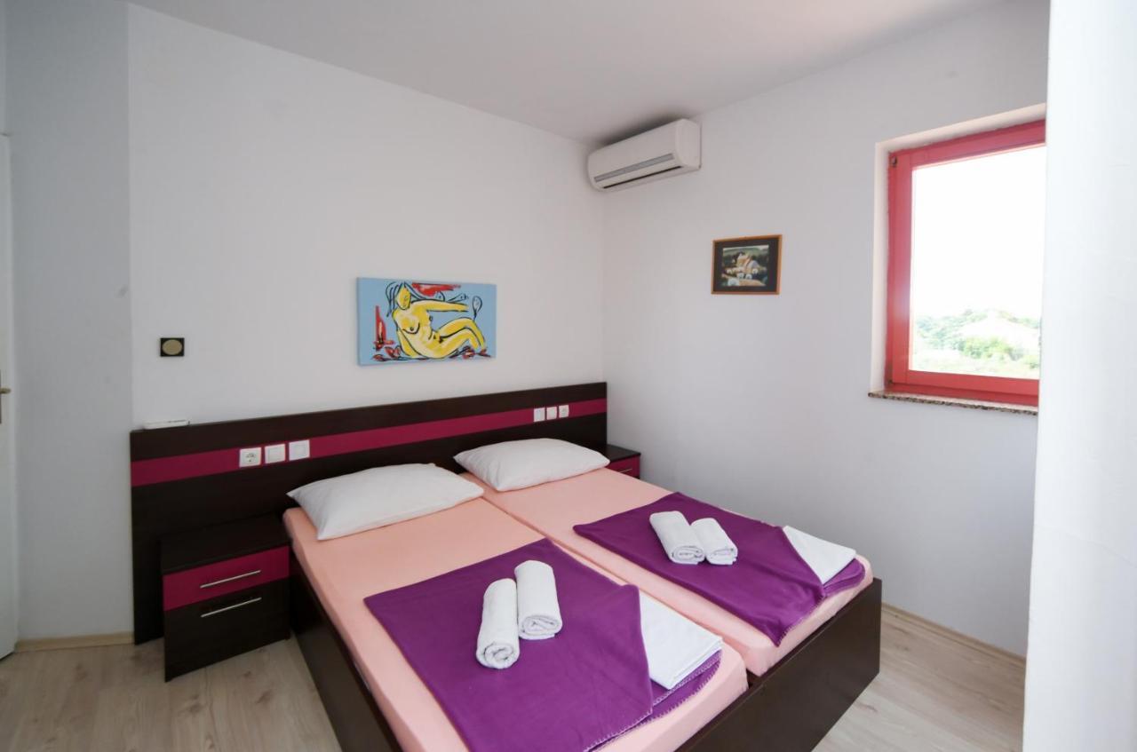 Apartment Dvori